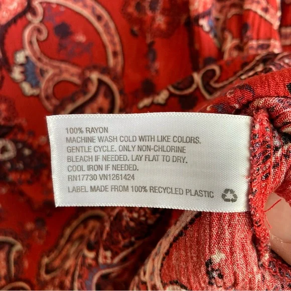 Mossimo Supply Co Women's paisley print cold shoulder ruffle blouse, Sz M - Picture 10 of 16